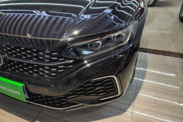 Used Volkswagen Passat 2023 Restyled 330TSI Starry Luxury Edition Left Front Headlight