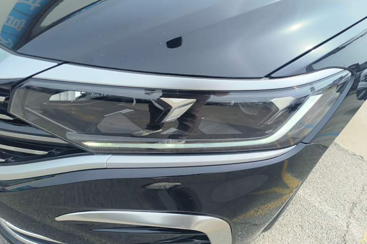 Used Volkswagen Passat 2023 Revised 330TSI Elite Edition Left Front Headlight