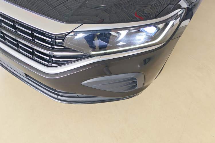 Used Volkswagen Passat 2023 280TSI Business Edition Left Front Headlight