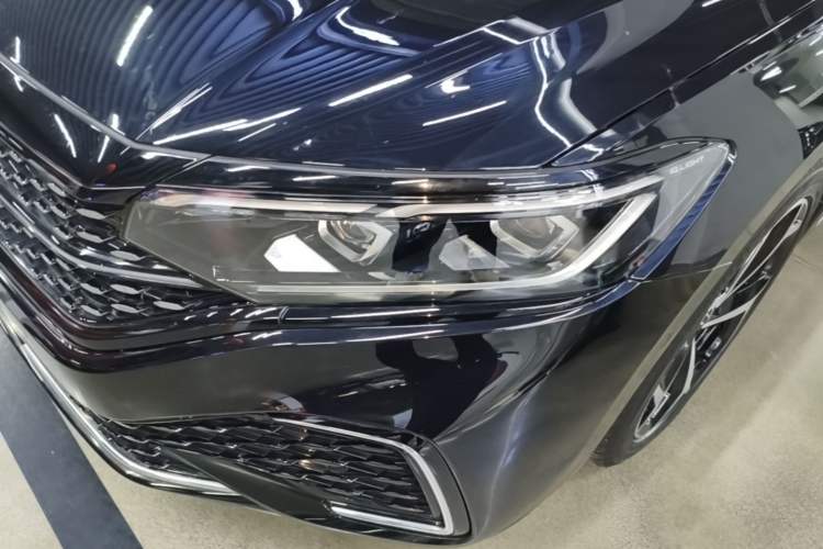 Used Volkswagen Passat 2023 Restyled 330TSI Starry Luxury Edition Left Front Headlight