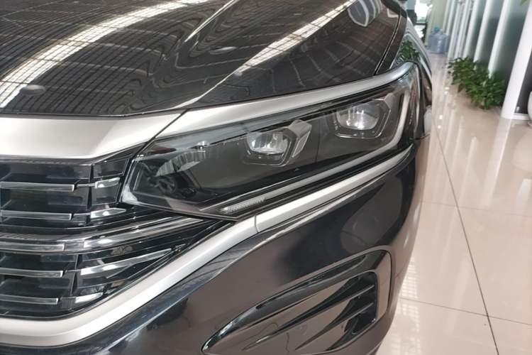 Used Volkswagen Passat 2023 Revised 330TSI Elite Edition Left Front Headlight