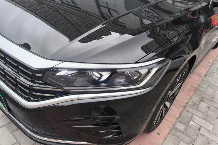 Used Volkswagen Passat 2023 Revised 330TSI Elite Edition Left Front Headlight
