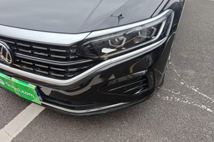 Used Volkswagen Passat 2023 330TSI Luxury Edition Left Front Headlight