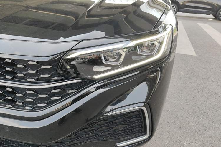 Used Volkswagen Passat 2023 330TSI Starry Luxury Edition Left Front Headlight