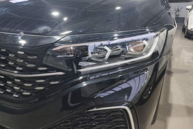 Used Volkswagen Passat 2023 Restyled 330TSI Starry Luxury Edition Left Front Headlight