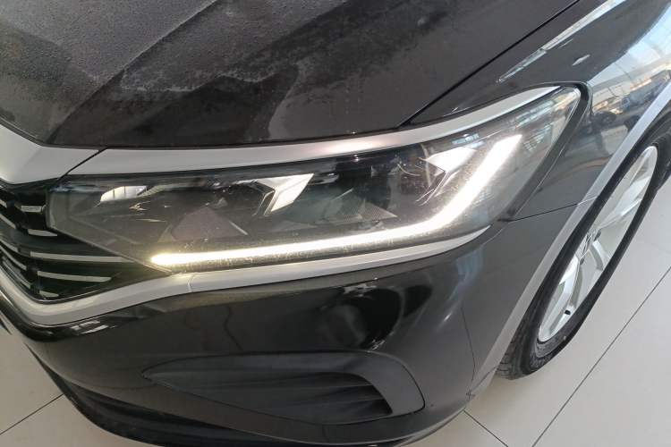 Used Volkswagen Passat 2023 280TSI Business Edition Left Front Headlight