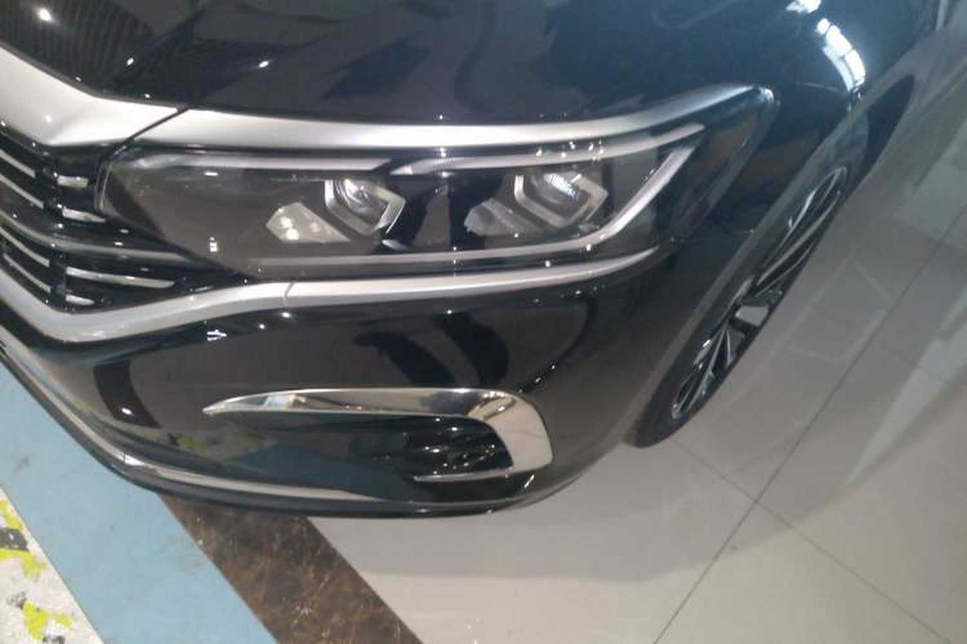 Used Volkswagen Passat 2023 Facelift 330TSI Luxury Edition Left Front Headlight