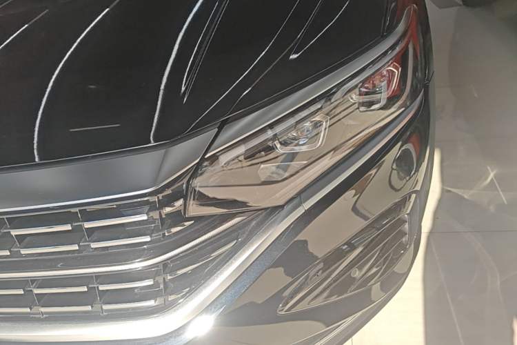 Used Volkswagen Passat 2023 Facelift 330TSI Luxury Edition Left Front Headlight