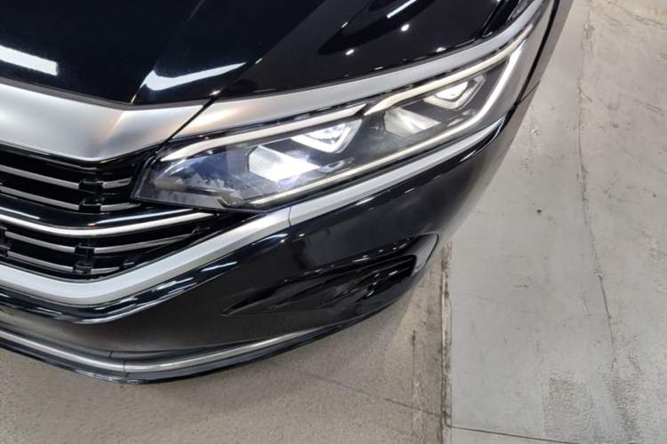 Used Volkswagen Passat 2023 Revised 380TSI Luxury Edition Left Front Headlight