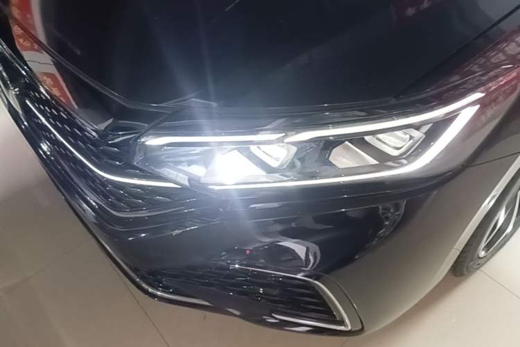 Used Volkswagen Passat 2023 Restyled 330TSI Starry Luxury Edition Left Front Headlight