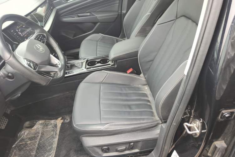 Used Volkswagen Passat 2023 Revised 330TSI Elite Edition Left Front Seat