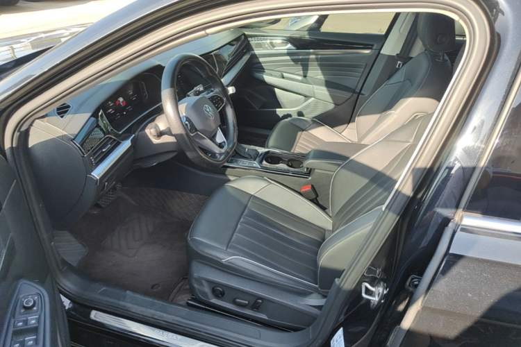 Used Volkswagen Passat 2023 330TSI Elite Edition Left Front Seat