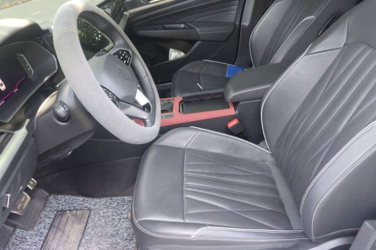 Used Volkswagen Passat 2023 Facelift 330TSI Prestige Edition Left Front Seat