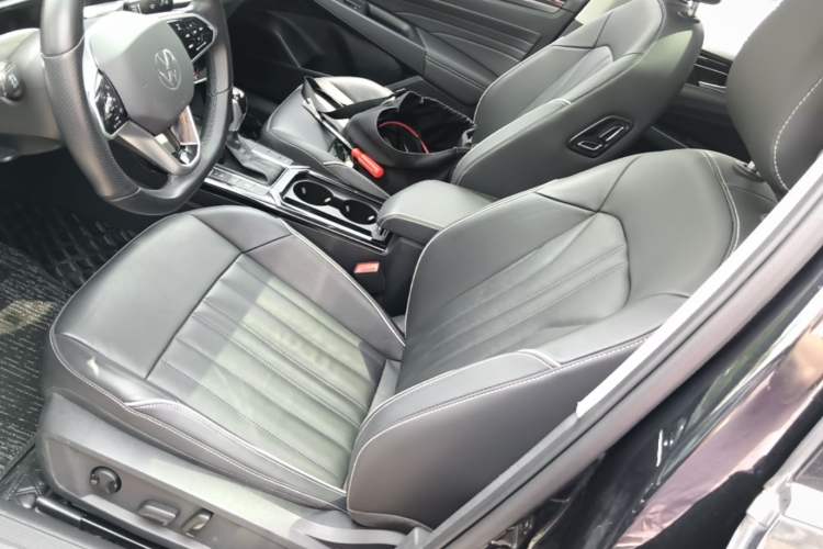 Used Volkswagen Passat 2023 Revised 330TSI Starry Elite Edition Left Front Seat