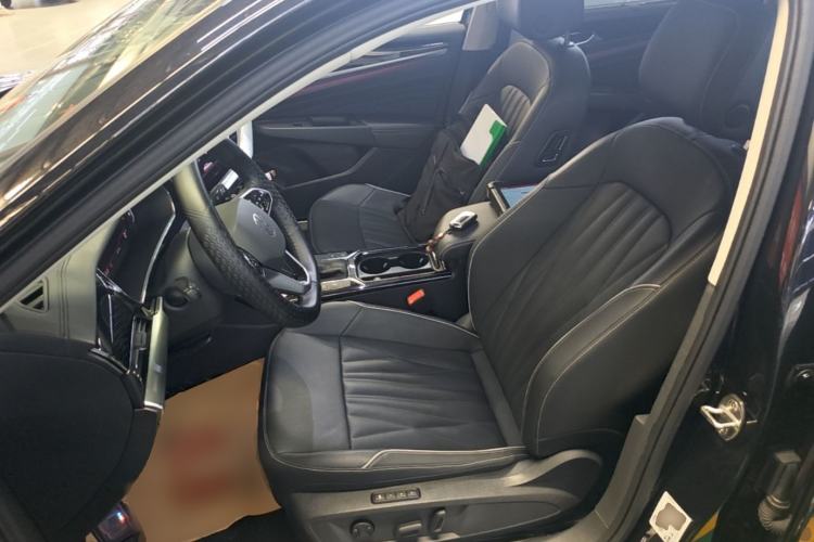 Used Volkswagen Passat 2023 Facelift 330TSI Luxury Edition Left Front Seat