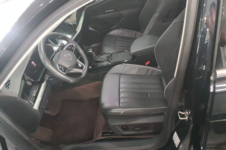 Used Volkswagen Passat 2023 Revised 330TSI Elite Edition Left Front Seat