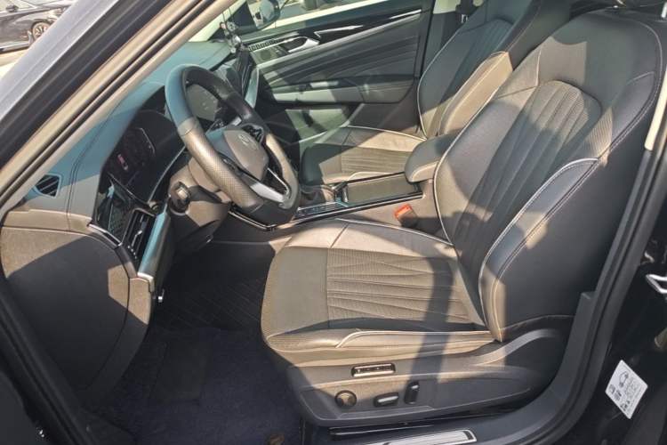 Used Volkswagen Passat 2023 330TSI Starry Luxury Edition Left Front Seat
