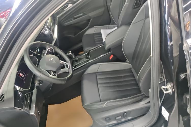 Used Volkswagen Passat 2023 Revised 330TSI Starry Elite Edition Left Front Seat