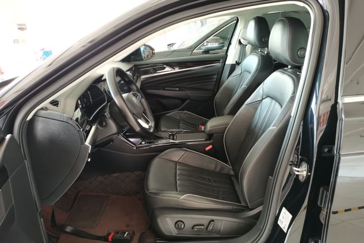 Used Volkswagen Passat 2023 Revised 330TSI Elite Edition Left Front Seat
