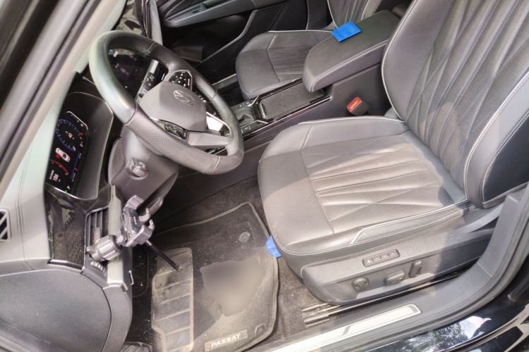 Used Volkswagen Passat 2023 330TSI Luxury Edition Left Front Seat