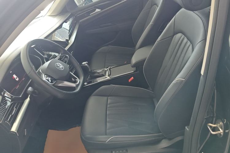 Used Volkswagen Passat 2023 330TSI Starry Luxury Edition Left Front Seat