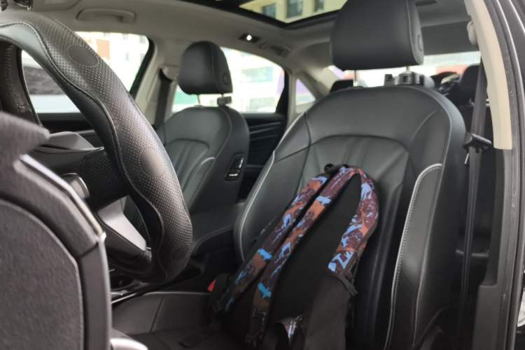Used Volkswagen Passat 2023 330TSI Elite Edition Left Front Seat