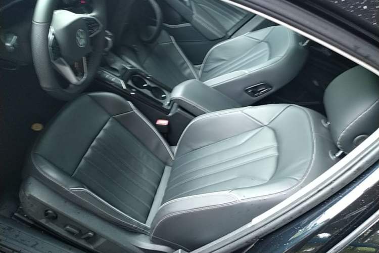Used Volkswagen Passat 2023 Revised 330TSI Starry Elite Edition Left Front Seat
