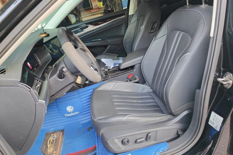 Used Volkswagen Passat 2023 330TSI Elite Edition Left Front Seat