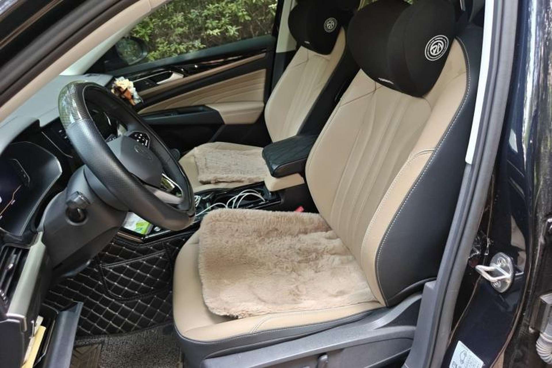 Used Volkswagen Passat 2023 Revised 330TSI Elite Edition Left Front Seat