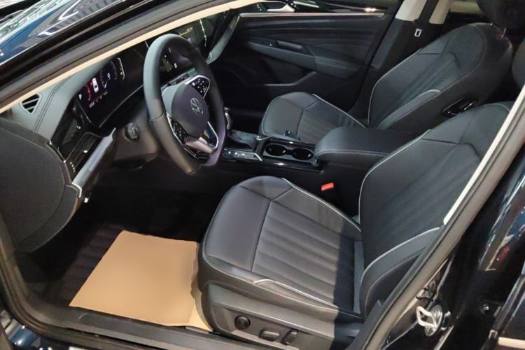Used Volkswagen Passat 2023 Revised 330TSI Starry Elite Edition Left Front Seat