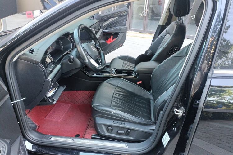Used Volkswagen Passat 2023 330TSI Luxury Edition Left Front Seat