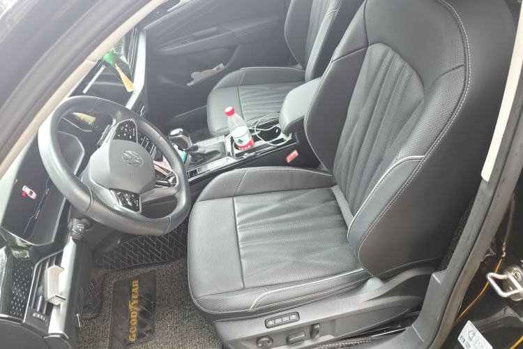 Used Volkswagen Passat 2023 330TSI Prestige Edition Left Front Seat