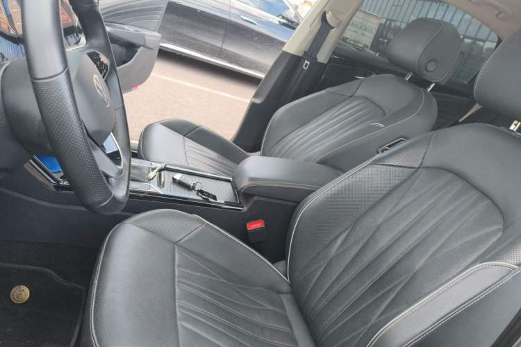 Used Volkswagen Passat 2023 Facelift 330TSI Luxury Edition Left Front Seat