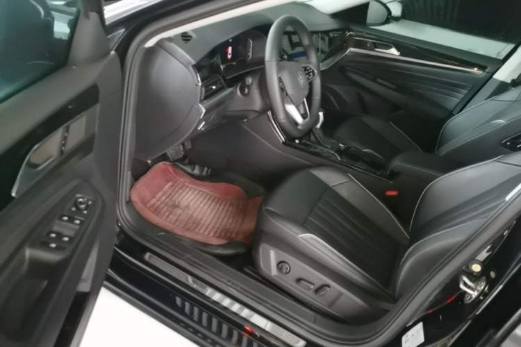 Used Volkswagen Passat 2023 330TSI Starry Elite Edition Left Front Seat
