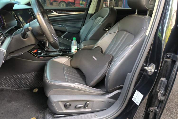 Used Volkswagen Passat 2023 330TSI Elite Edition Left Front Seat