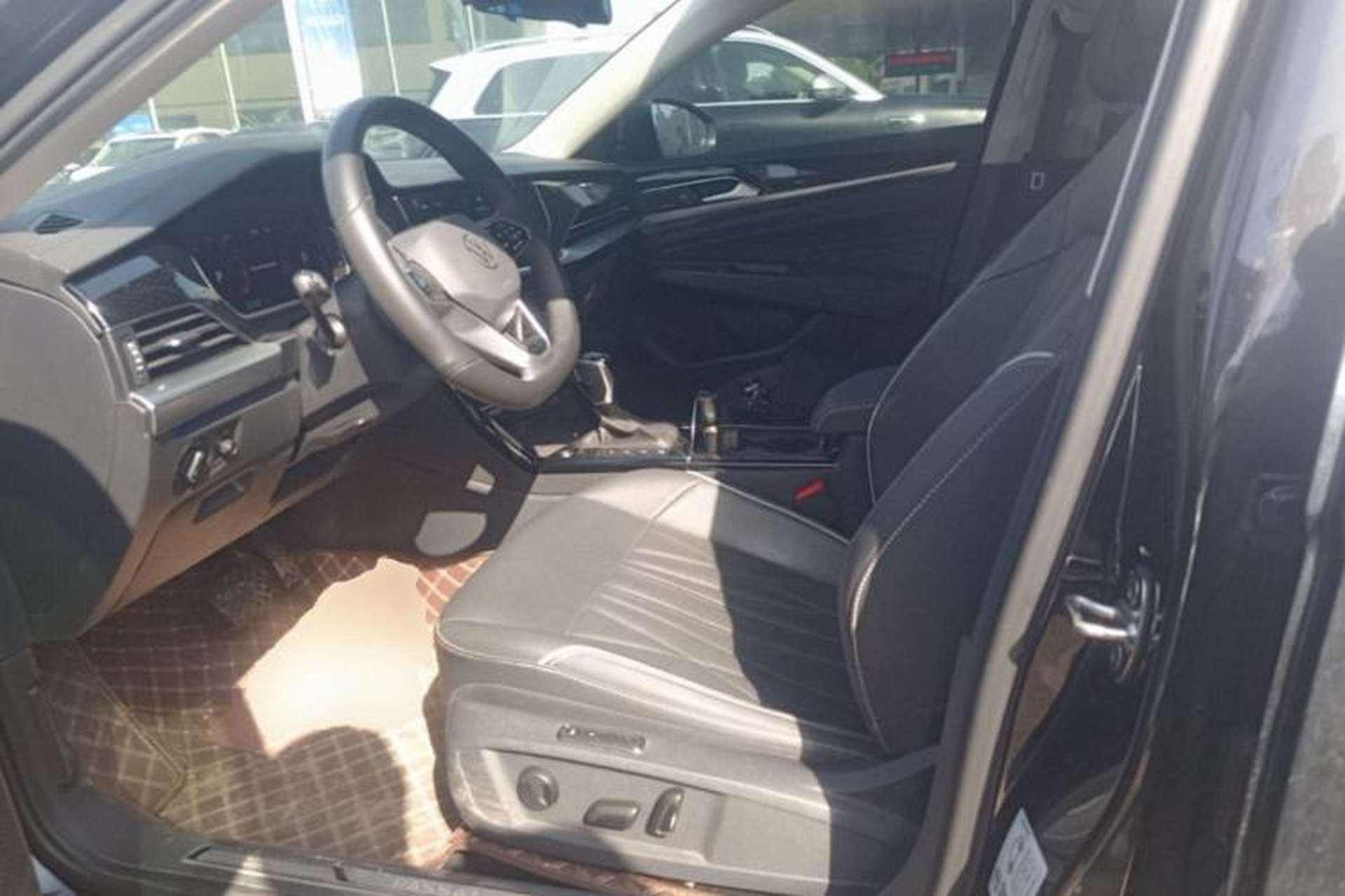 Used Volkswagen Passat 2023 380TSI Flagship Edition Left Front Seat
