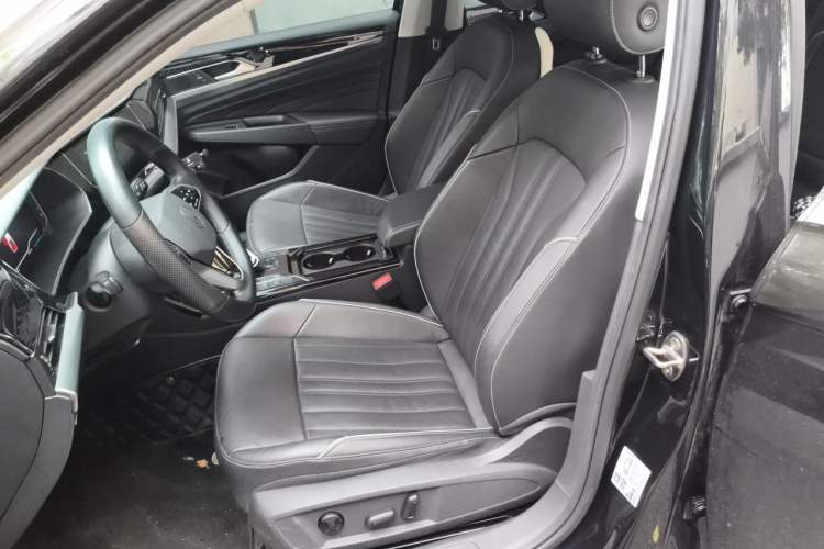 Used Volkswagen Passat 2023 330TSI Starry Elite Edition Left Front Seat