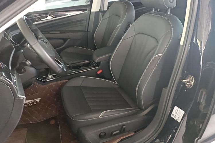 Used Volkswagen Passat 2023 330TSI Starry Elite Edition Left Front Seat