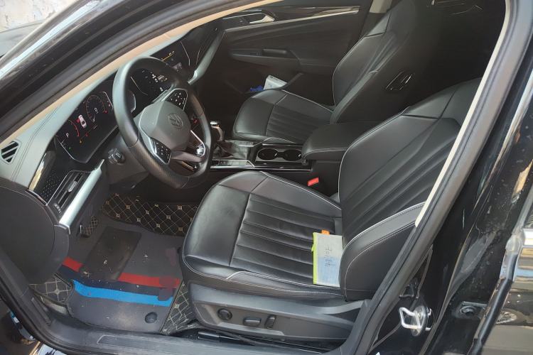 Used Volkswagen Passat 2023 330TSI Starry Elite Edition Left Front Seat