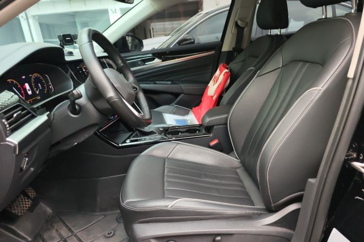 Used Volkswagen Passat 2023 330TSI Starry Elite Edition Left Front Seat