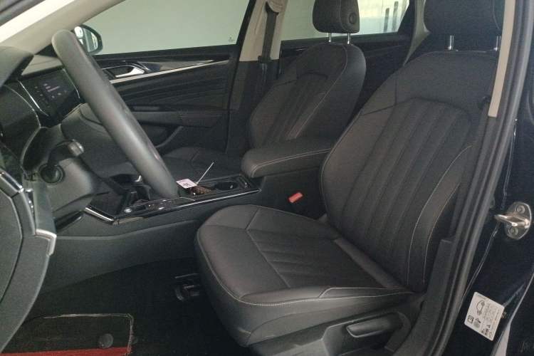 Used Volkswagen Passat 2023 280TSI Business Edition Left Front Seat
