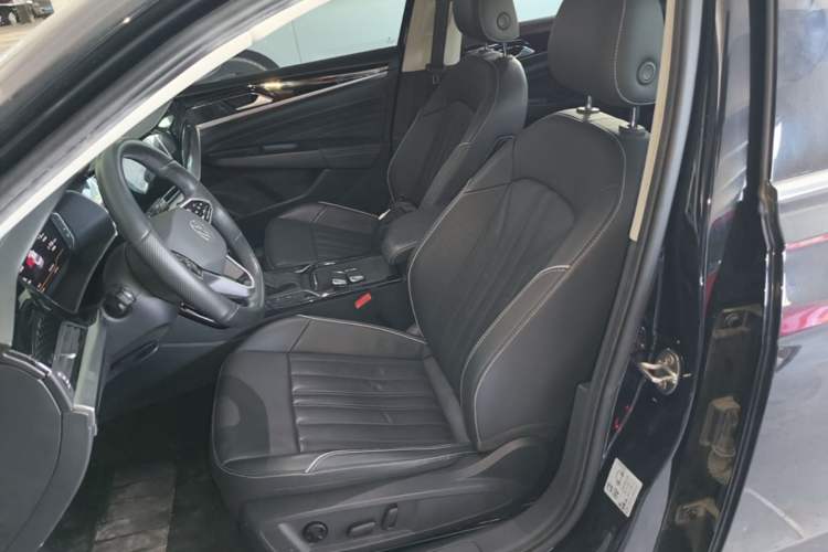 Used Volkswagen Passat 2023 Revised 330TSI Starry Elite Edition Left Front Seat
