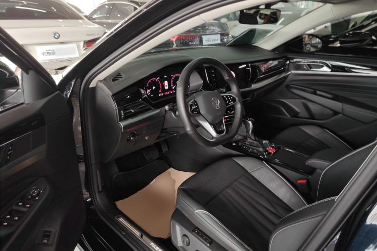 Used Volkswagen Passat 2023 330TSI Starry Luxury Edition Left Front Seat