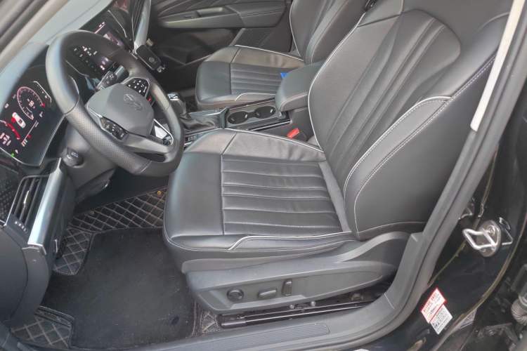Used Volkswagen Passat 2023 330TSI Starry Elite Edition Left Front Seat