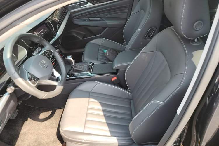 Used Volkswagen Passat 2023 Revised 330TSI Starry Elite Edition Left Front Seat