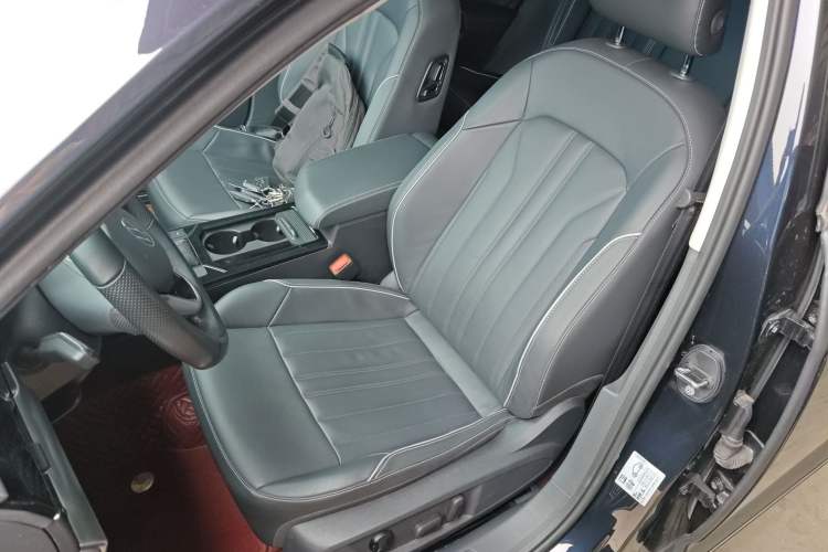 Used Volkswagen Passat 2023 Revised 330TSI Elite Edition Left Front Seat