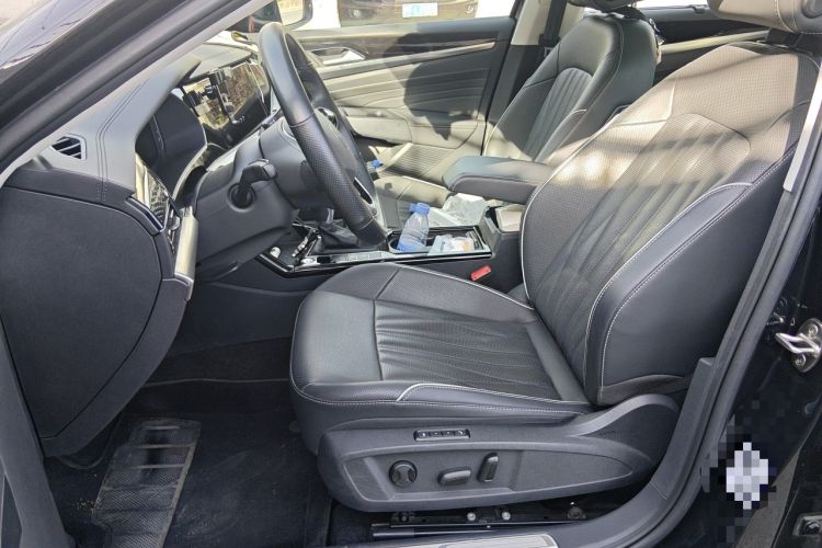 Used Volkswagen Passat 2023 330TSI Starry Luxury Edition Left Front Seat