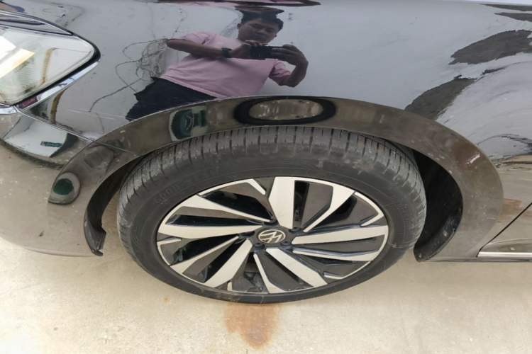 Used Volkswagen Passat 2023 Revised 330TSI Starry Elite Edition Left Front Wheel Hub