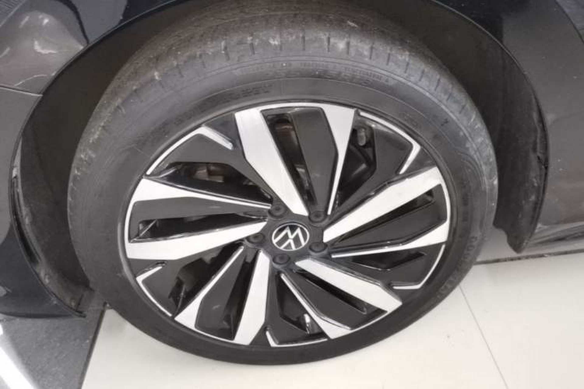 Used Volkswagen Passat 2023 330TSI Elite Edition Left Front Wheel Hub