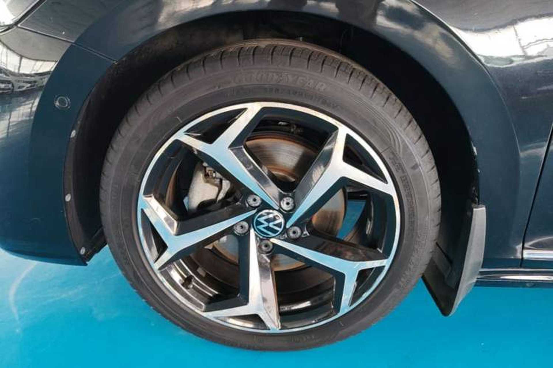 Used Volkswagen Passat 2023 Restyled 330TSI Starry Luxury Edition Left Front Wheel Hub